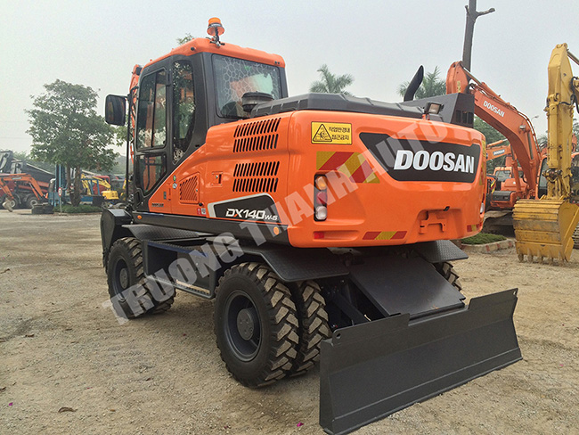 Máy xúc đào bánh lốp Doosan DX140W-5 mới 100% - 3